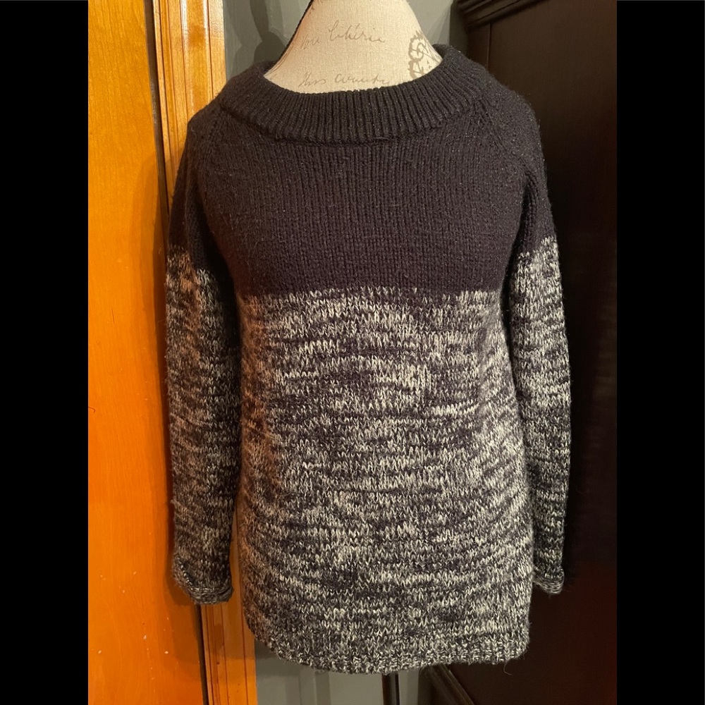 Americanino Sweater🖤